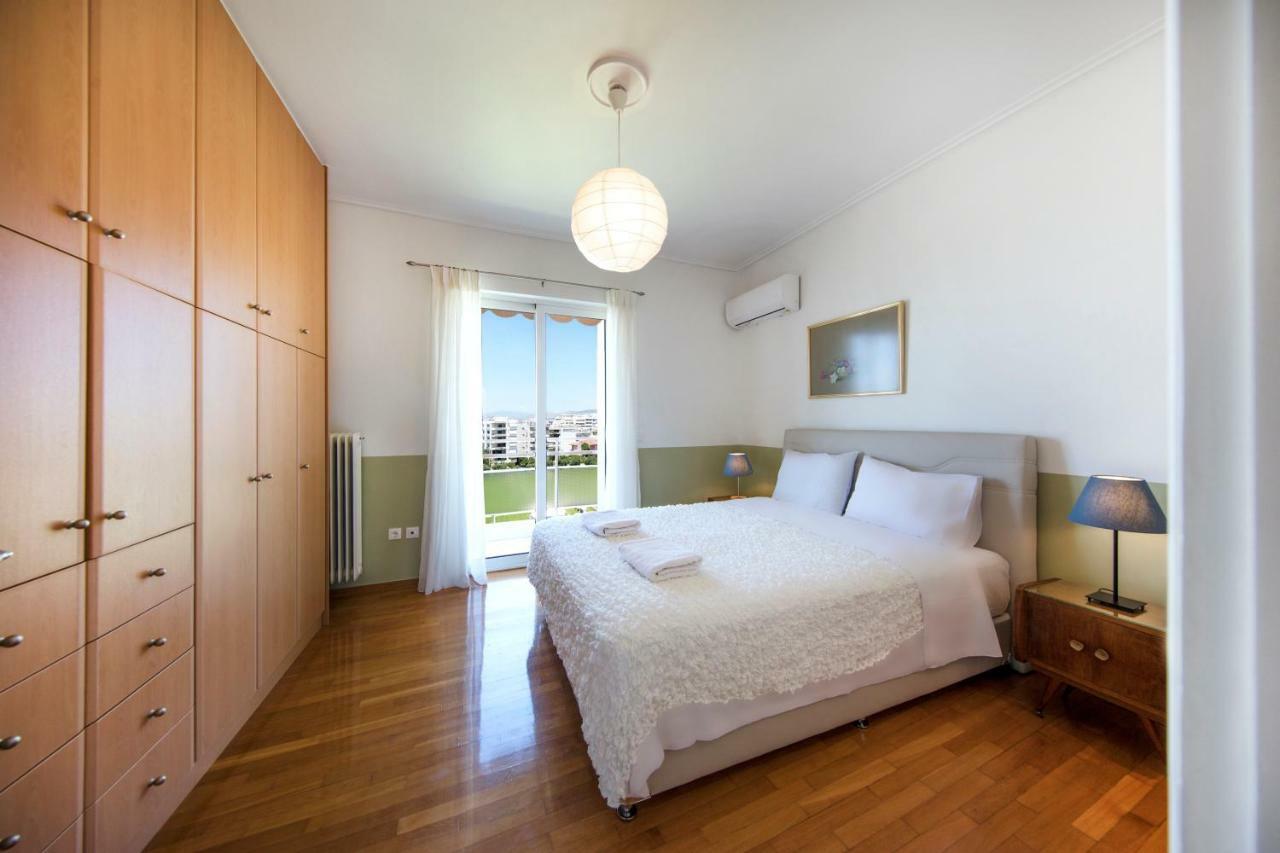 Walking In Alimos Apartment. เอเธนส์ ภายนอก รูปภาพ